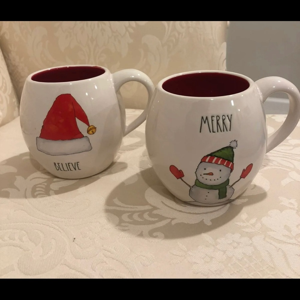 Rae Dunn Christmas mugs 🎄